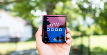 Samsung стоит бояться конкурентов: смартфоны Motorola Razr получат новую функцию