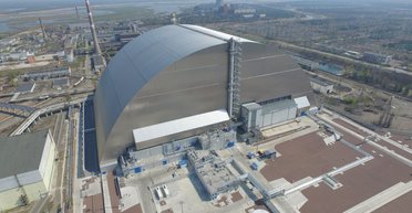 Песков отрицает причастность РФ к атаке на ЧАЭС: в ЦПД назвали его "обычным дураком"