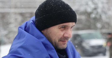 Повернувся з полону після поховання: чи має родина бійця відшкодувати кошти державі, — Міноборони