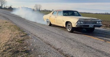 Американское качество: недорогой Chevrolet 60-х поехал после 22 лет простоя (видео)