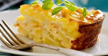 Рецепты из мультиварки: картофельный гратен с сырной корочкой