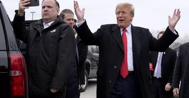 Дональд Трамп отдал важную должность в Белом доме парню, который носил за ним клюшки