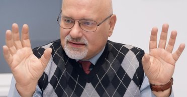 Доктор сказал резать. Почему Украине нужна хирургия, а не терапия