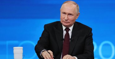 67 миллионов, 3 старых автомобиля и гараж: ЦИК РФ показал "доходы" Путина за 6 лет (документ)