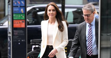 Стало відомо, чому Кейт Міддлтон не розкрила тип раку, від якого страждає