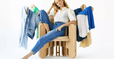 Відома супермодель закликає всіх носити "брудні штани" заради порятунку планети (фото)