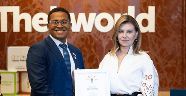 З янголами та голубками: Олена Зеленська приміряла особливу вишиванку (фото)