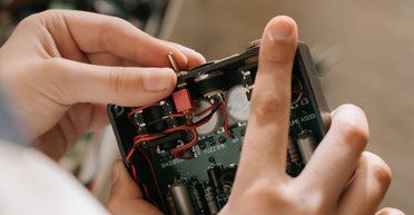 В Нидерландах задержали предпринимателя-россиянина, который поставлял микрочипы в РФ в обход санкций