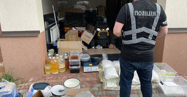 В Киеве ликвидировали нарколабораторию: изъятое оценивают в 1,4 млн долларов (фото)
