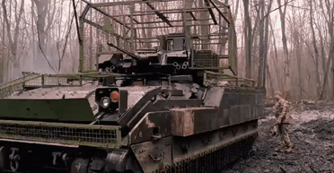 С клеткой на башне: 47-я ОМБр показала решетчатый вариант брони БМП М2 Bradley (видео)