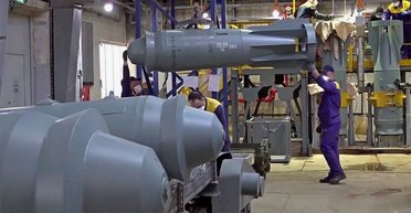 Планирующие бомбы РФ влияют на восточный фронт Украины и наносят разрушительные последствия, — СМИ