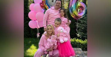 "Наша девочка-улыбка": Ребрик показала, как отметила день рождения дочери (фото)