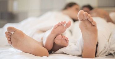 "Не відчуваю провини": жінка, яку 10 років не торкався чоловік, наважилась на помсту