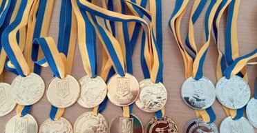 В Украине отменили золотые и серебряные медали в школах: как будут отмечать выпускников