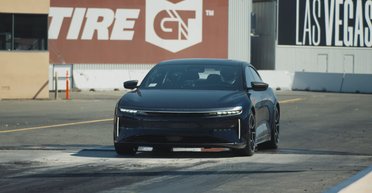 Американский конкурент Tesla Model S удивил временем разгона по прямой (видео)