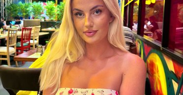 "Він досвідчений": модель OnlyFans хоче народити дитину від Ілона Маска на Марсі