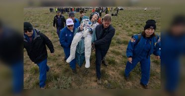 220 дней в космосе: старейший действующий астронавт из США приземлился на Землю в свой 70-й день рождения