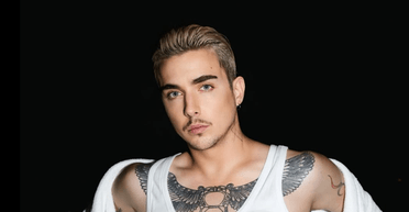 "Они не одни": Melovin объяснил, зачем использовал стиль "Холостяка" и нарушил авторское право