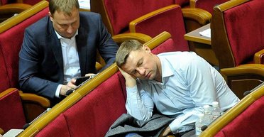 Повторение пройденного. Почему депутатов Верховной Рады история ничему не учит