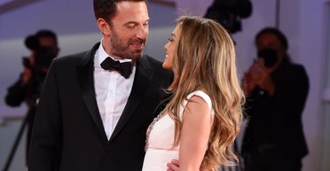 "Дуже вперта": Джей Ло обрядами таро та вуду хоче повернути Бена Аффлека