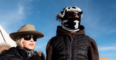 67-летняя Мадонна показала отдых с юным бойфрендом в пустыне (фото)