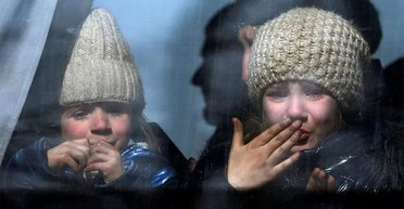 Зомбируют в "лагерях перевоспитания": россияне вывезли из Украины более 20 тыс. украинских детей