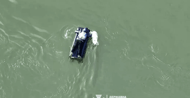 Уклонист пытался переплыть Днестр и попасть в Молдову на надувном матрасе (видео)