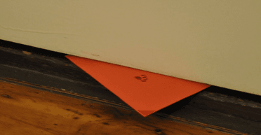 "Никогда не разговаривали": мужчина получил записку и был поражен просьбой соседки (фото)