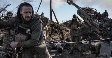 Атаковали колонной бронемашин: ВСУ остановили продвижение ВС РФ возле Часового Яра (видео)