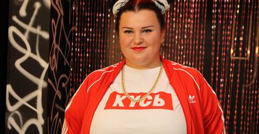 "Я це все з'їм": Аlyona Аlyona показала подарунок від свого коханого до Дня Валентина