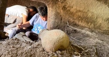 Высеченные тысячи лет назад: на Сардинии археологи нашли таинственные дома фей (фото)