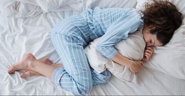 На спине или на животе: что поза во время сна может рассказать о вашем характере.