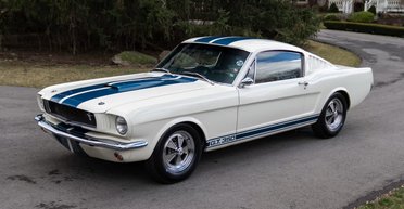 Старый Ford 1965 года ушел с молотка по цене нового Ferrari (фото)