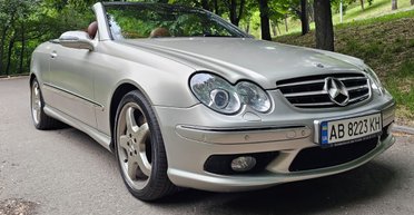 Их выпустили всего 100: в Украине заметили уникальный Mercedes от Armani (фото)