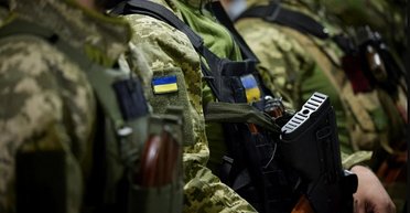 Один проти шести: український воїн "на характері" відбив штурм групи ЗС РФ (відео)