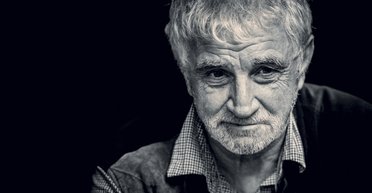 Путинская Россия всегда гадит соседям. Игорь Иртеньев про злобу дна