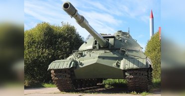 "Достался от деда": советский танк Т-10 пытаются продать в сети за почти 7,5 млн грн (фото)