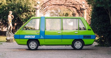 Від творця Lamborghini Countach: із молотка піде розкішний шестидверний FIAT 70-х (фото)