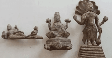 Пытались скрыть от властей: в Индии нашли бронзовых идолов возрастом 400 лет