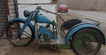 В Украине обнаружили редкий и нестандартный мотоцикл киевского завода (фото)