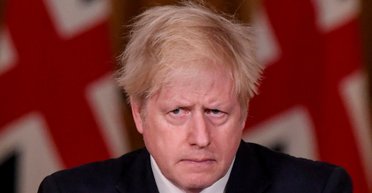 Борис Джонсон призвал предоставить Украине разрешение бить по военным базам в России