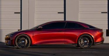 Эксклюзив для легенды: Шакил О'Нил получил уникальный электрический спорткар (фото)