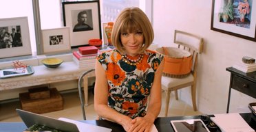 Конец эпохи: главред Анна Винтур уходит из Vogue после скандала