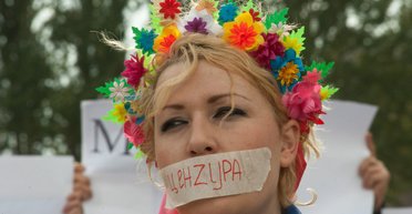 Цензор вместо омбудсмена. Законом о медиа власть хочет защитить себя от журналистов