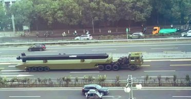 Огромные дроны-субмарины и гиперзвуковые ракеты: что Китай покажет на военном параде (фото)