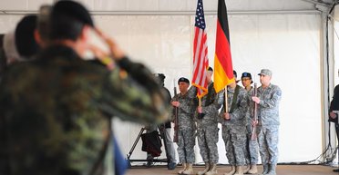 Теперь пишут запросы в посольство: Пентагон прекратил контакты с Минобороны Германии