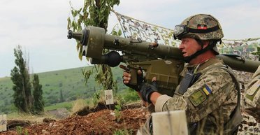 Тепловізори для "Игла": як волонтери допомагають модернізувати ПЗРК для українських бійців