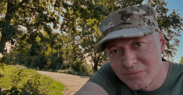 "У нас більше немає цивільних": лідер "Бумбоксу" Хливнюк розповів, де служить