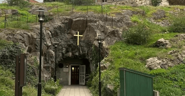 Лежать можно только 25 лет: женщину удивили правила захоронения в Швеции (фото)