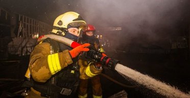 Обстрел Харькова ночью 2 февраля: россияне попали в здание в центре города, что известно (фото)